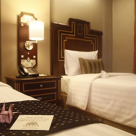 Herald Suites Polaris Makati City Ngoại thất bức ảnh