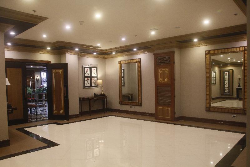 Herald Suites Polaris Makati City Ngoại thất bức ảnh